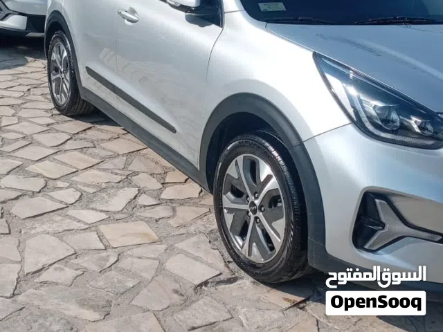 2023 كيا نيرو EX