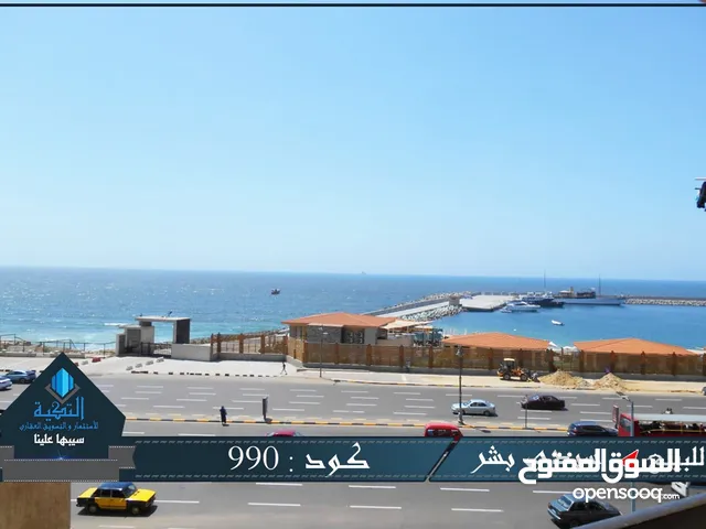 شقة للبيع عالبحر مباشرة فى سيدى بشر