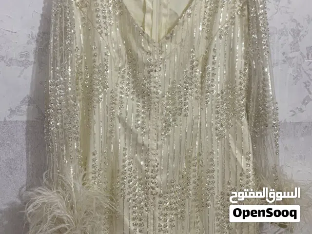 فساتين حفلات وخطوبة