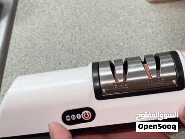 مبرد سكاكين كهربائي لاسلكي ذكي