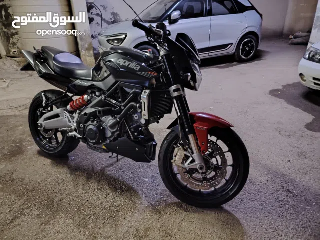 2016 ابريليا Shiver 900