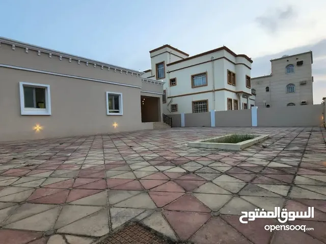 250m2 3 Bedrooms Townhouse for Sale in Dhofar Salala