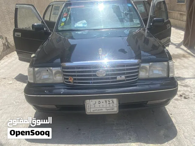 كراون أرنب أيسر بلاد