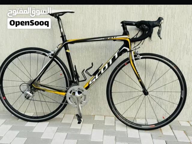 للبيع دراجة هوائية رياضية ماركة SCOTT صناعة سويسرية