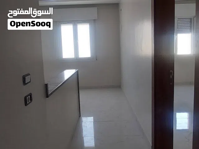 200 m2 More than 6 bedrooms Apartments for Rent in Tripoli Zanatah