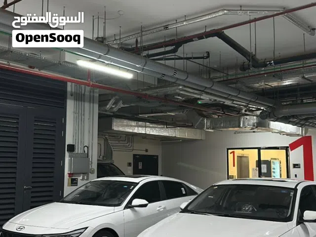 Sedan Hyundai in Muscat