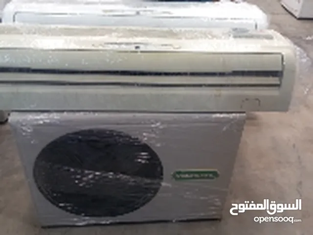 General Deluxe 20 - 24 Liters Microwave in Sharjah