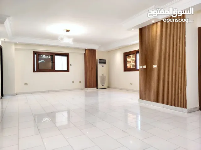 شقه للبيع بمدينه نصر