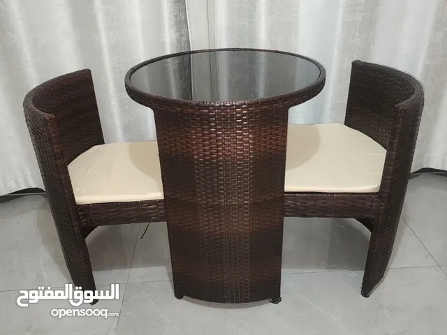 Nesting table and chares
