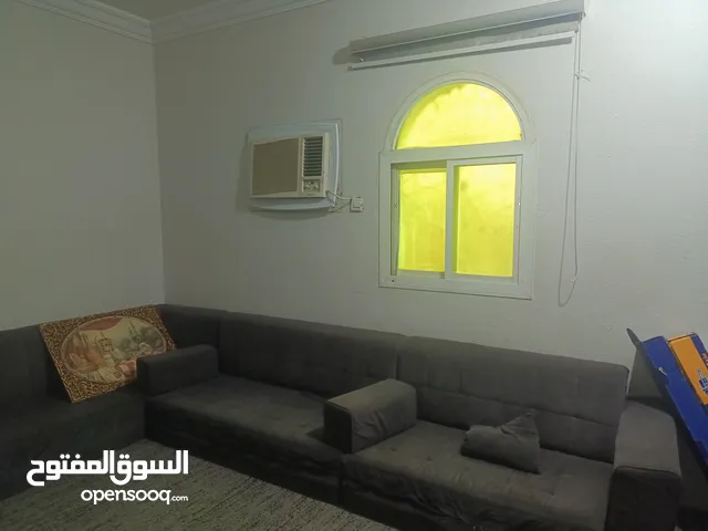 Semi Furnished Monthly in Jeddah Al Ajaweed