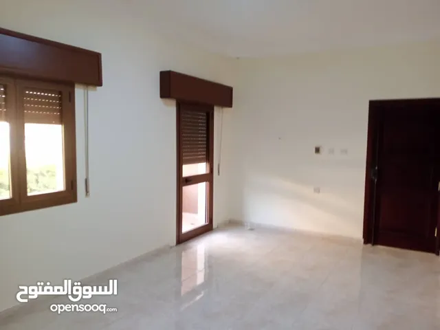 250 m2 More than 6 bedrooms Apartments for Rent in Tripoli Al-Nofliyen