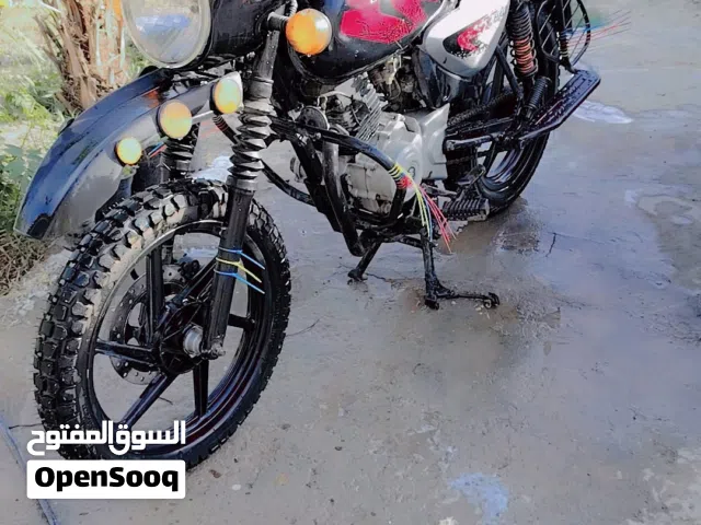 2022 باجاج بوكسر