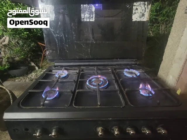 طباخ نظيف وشغال اي ظررمابي ومرمره،جديده مال سنك