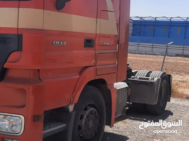 للبيع - ثلاث رؤوس مرسيدس (Actros