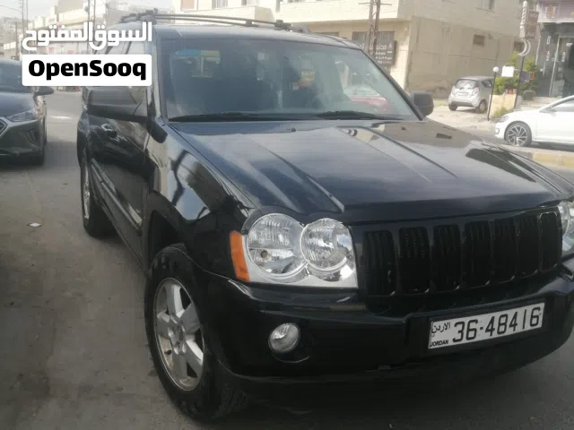 2005 جيب جراند شيروكى Laredo