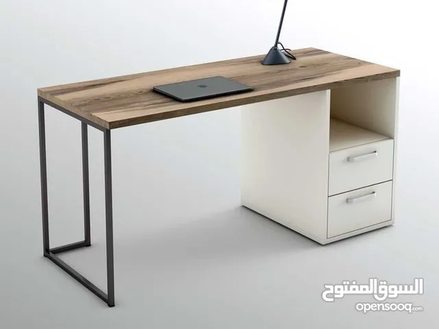 عروض تصل إلى 50٪ على مكاتب المدير