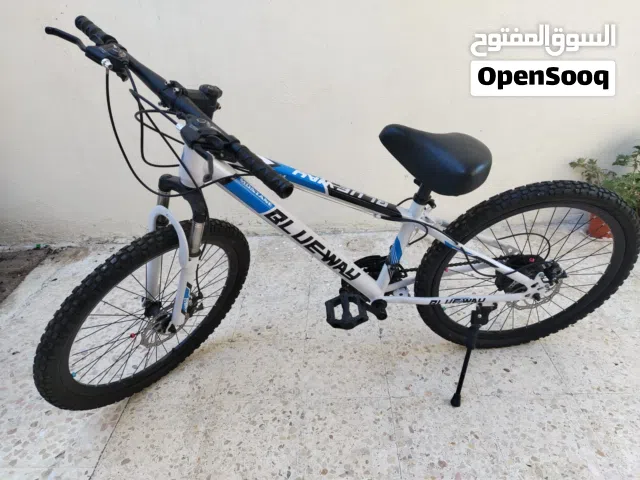 دراجة هوائية جبلية (باسكليت) للبيع ماركة BLUEWAY بحالة ممتازة استعمال خفيف