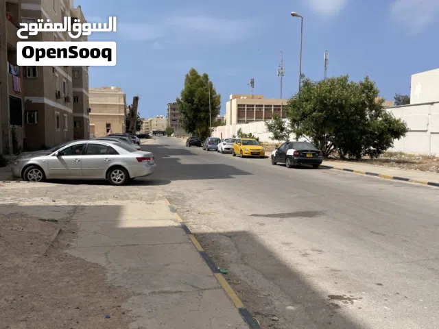 شقة في باب بن غشير مقابل غابة النصر