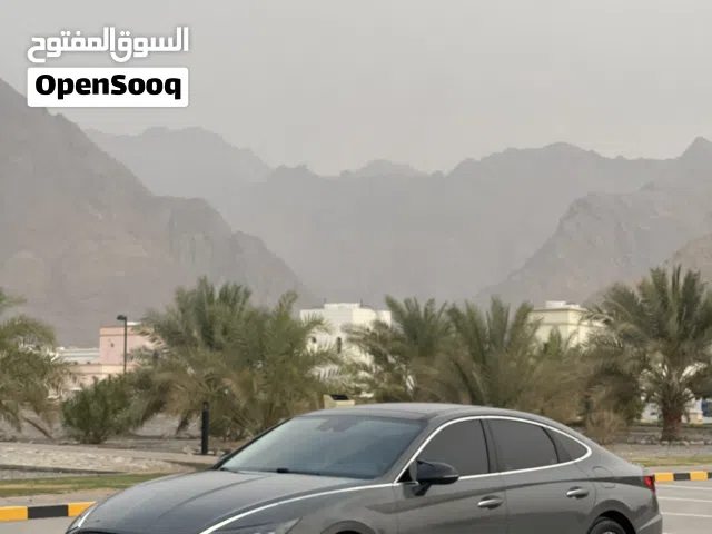 سيارة هيونداي سوناتا موديل 2020 فئة SE بحالة ممتازه