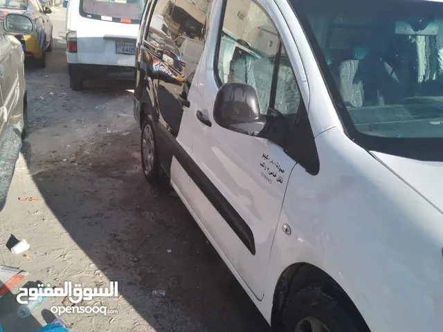 Used Peugeot Boxer in Kuwait City