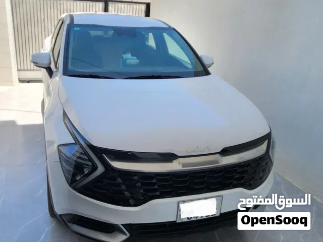كيا .سبو،تج موديل 24 ابيض اللون كامل مواصفات من عدا اليانوراماا