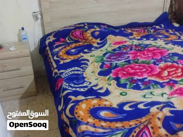 غرفه نوم شبه جديد استعمال خفيف