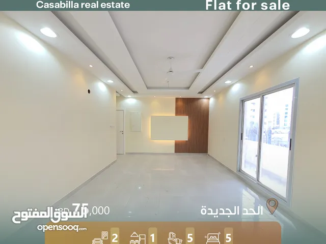 210 m2 5 Bedrooms Apartments for Sale in Muharraq Hidd