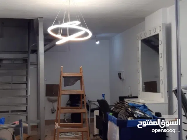 محلا للإيجار