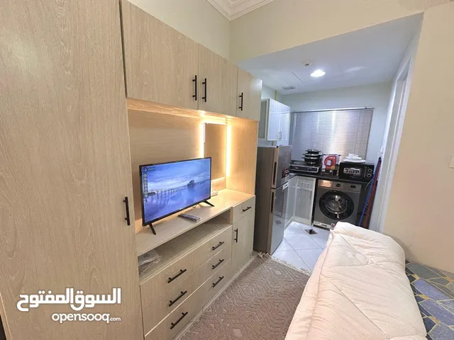 الشارقه البوطينه بناية البوطينه
