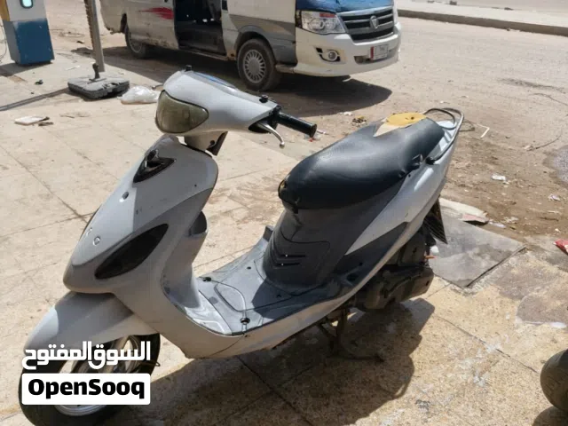 2008 ياماها XMAX