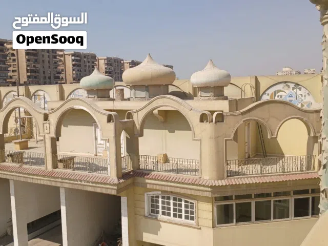 فندق ومطعم للايجار
