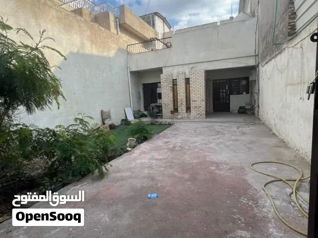 160 m2 2 Bedrooms Townhouse for Rent in Baghdad Saidiya