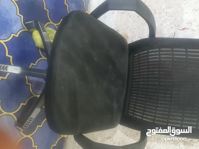 كراسي مكتب بحاله الوكاله للبيع بسعر حرق
