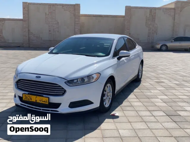 2016 فورد فيوجن S