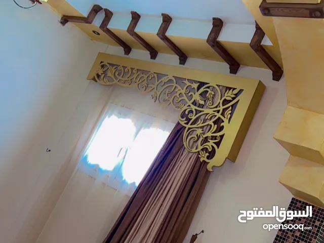 150 m2 More than 6 bedrooms Townhouse for Sale in Tripoli Al-Hani