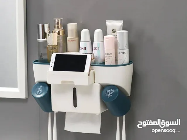وحدة تخزين تعلق على الحايط