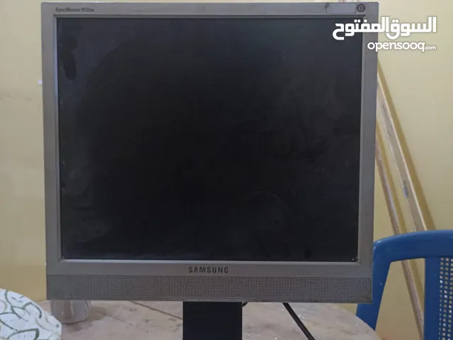 19.5" Samsung monitors for sale  in Giza