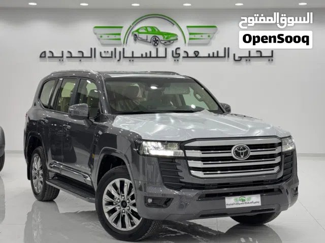 تويوتا لاند كروزر GXR فل ابشن 2025