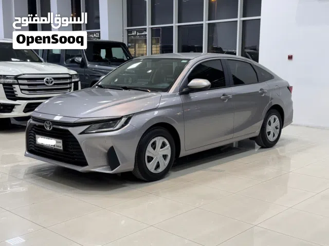 Toyota Yaris 2026 (Silver)