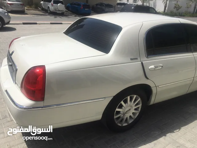 Used Lincoln Town Car in Ajman