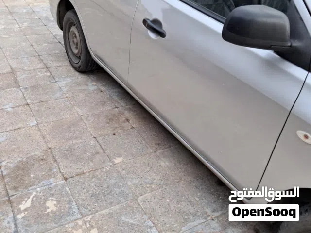 2015 Nissan Sunny Standard
