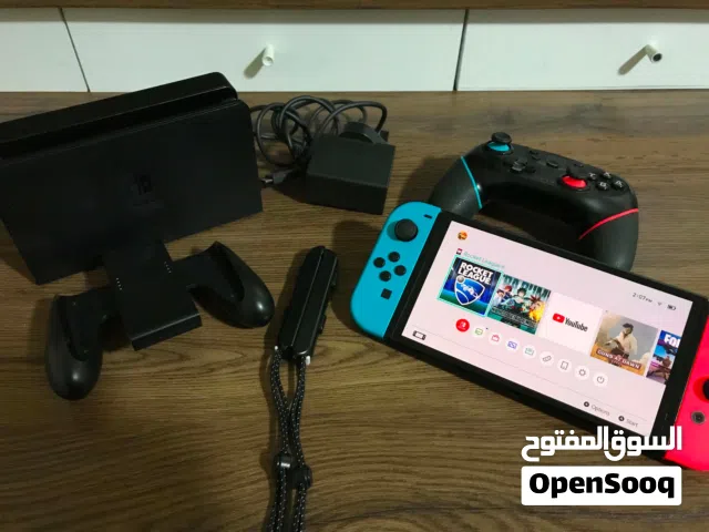 Nintendo Switch Oled شبه جديد نضيف مع   جميع الاغراض اقراء الوصف مهم