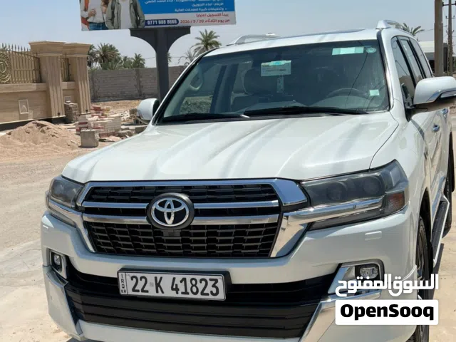 2018 Toyota Land Cruiser GXR