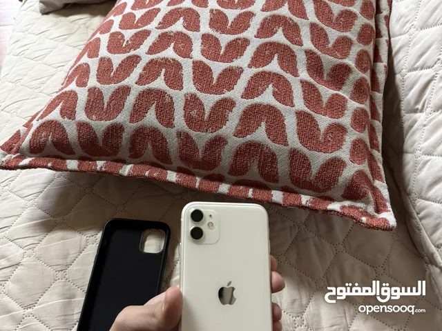 ايفون 11 العادي للبيع