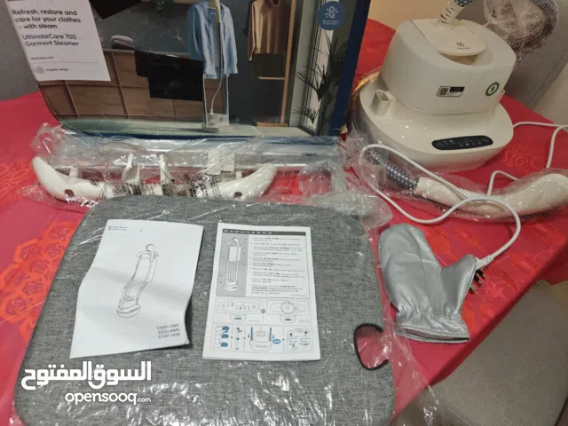 Electrolux UltimateCare 700 Garment Steamer E7GS1-740W  Powerful Steam  Brand New