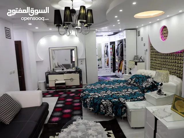 320m2 3 Bedrooms Villa for Sale in Alexandria Asafra