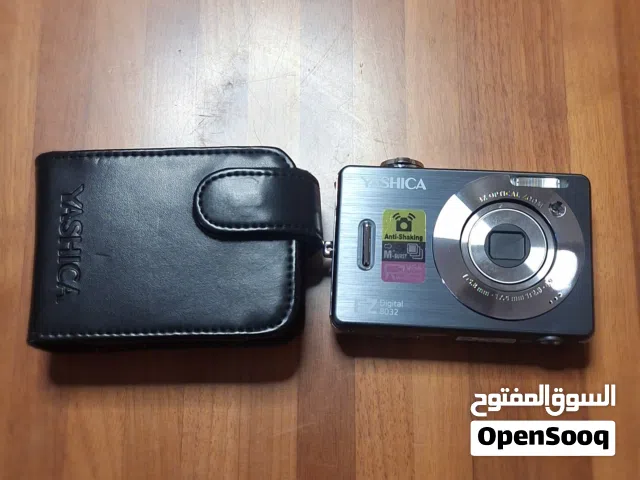 Yashica EZ Digital 8032 Camera + Original Leather cover