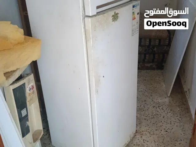 ثلاجه للبيع