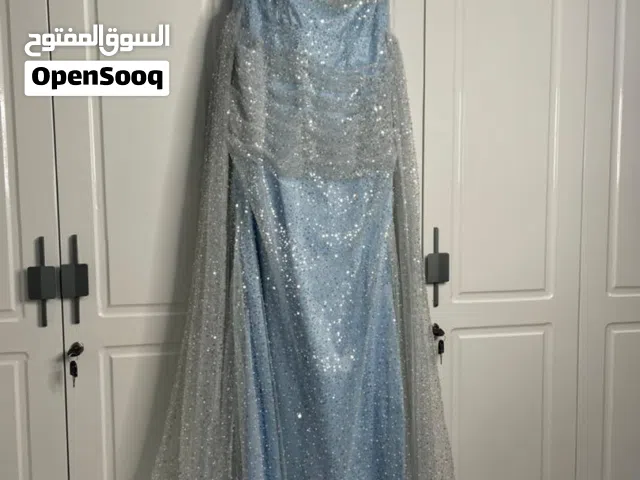 فستان سهرة للبيع