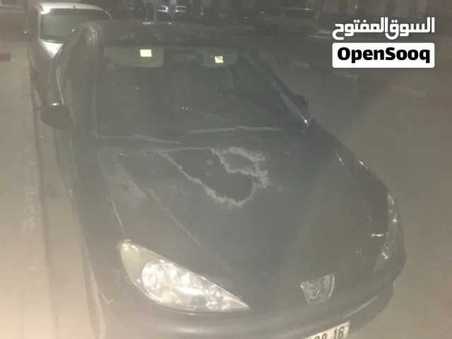 سيارة بيجو